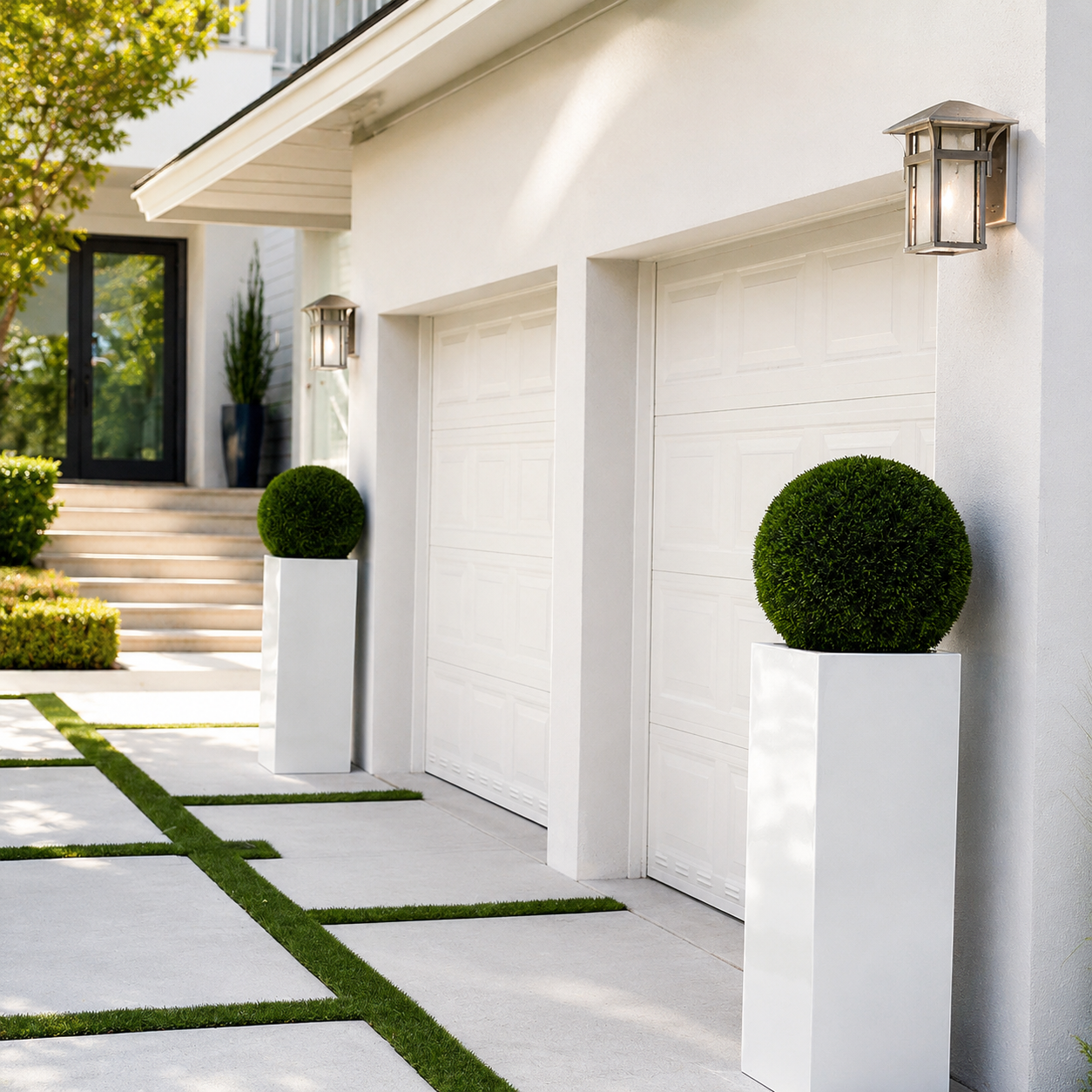 51 cm Topiary in Yong White Lacquered Vase for stylish interiors | Avenmoss